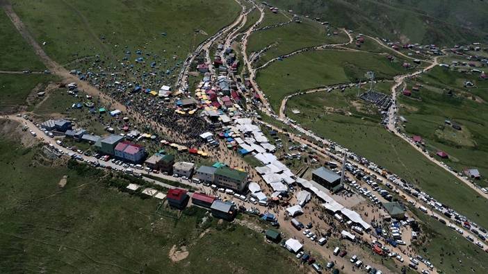 Trabzon'da Kadırga Yayla Şenliğinden renkli görüntüler 46